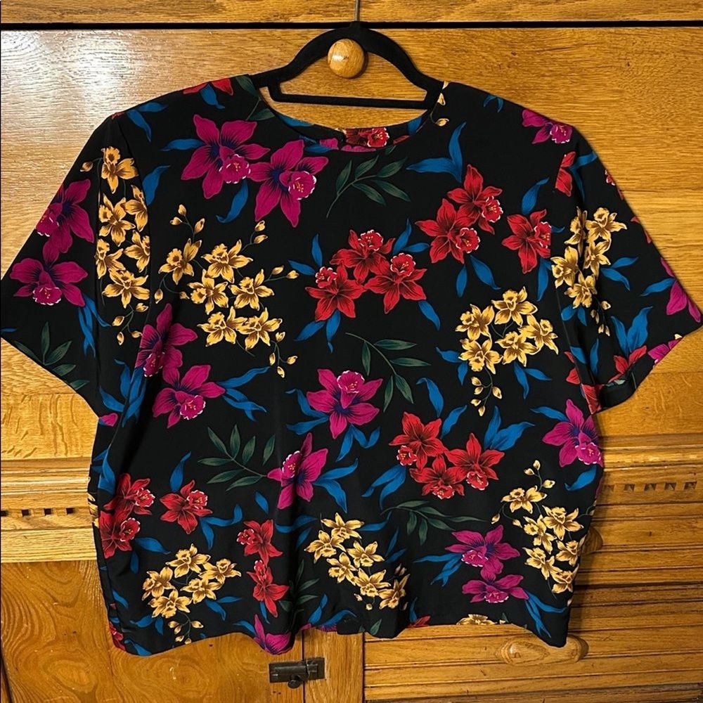 SG Sport Collection Whimsigoth Floral Blouse Black Pink Tropical 90s Vintage USA